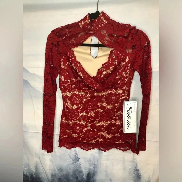 Stilettos Long sleeve Red Illusion Top NWT - Picture 4 of 12
